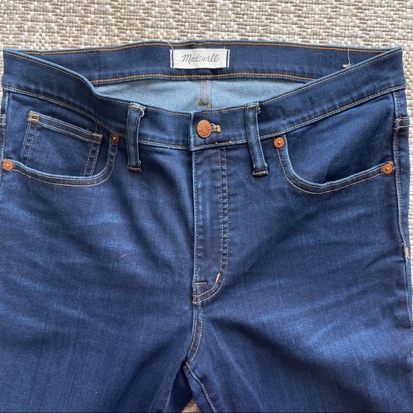 Madewell 9” High Rise Skinny Dark Wash Jeans, size 30 - Picture 6 of 7